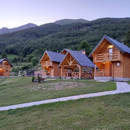 Soulrest Ekoresort - Mehov Konak Gusinje Bagian luar foto