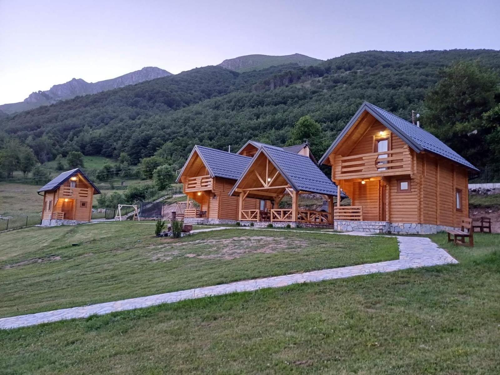 Soulrest Ekoresort - Mehov Konak Gusinje Bagian luar foto