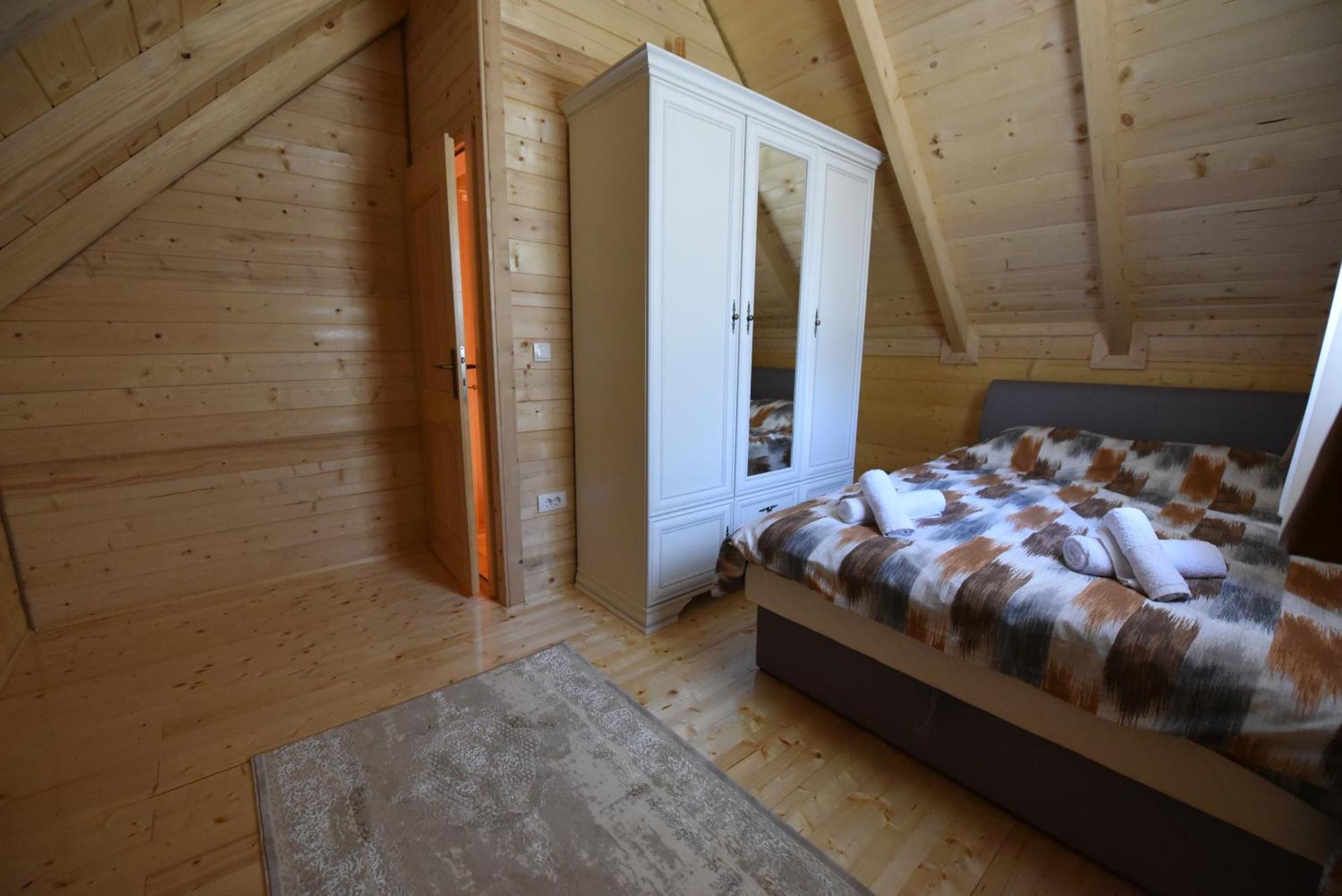 Soulrest Ekoresort - Mehov Konak Gusinje Bagian luar foto