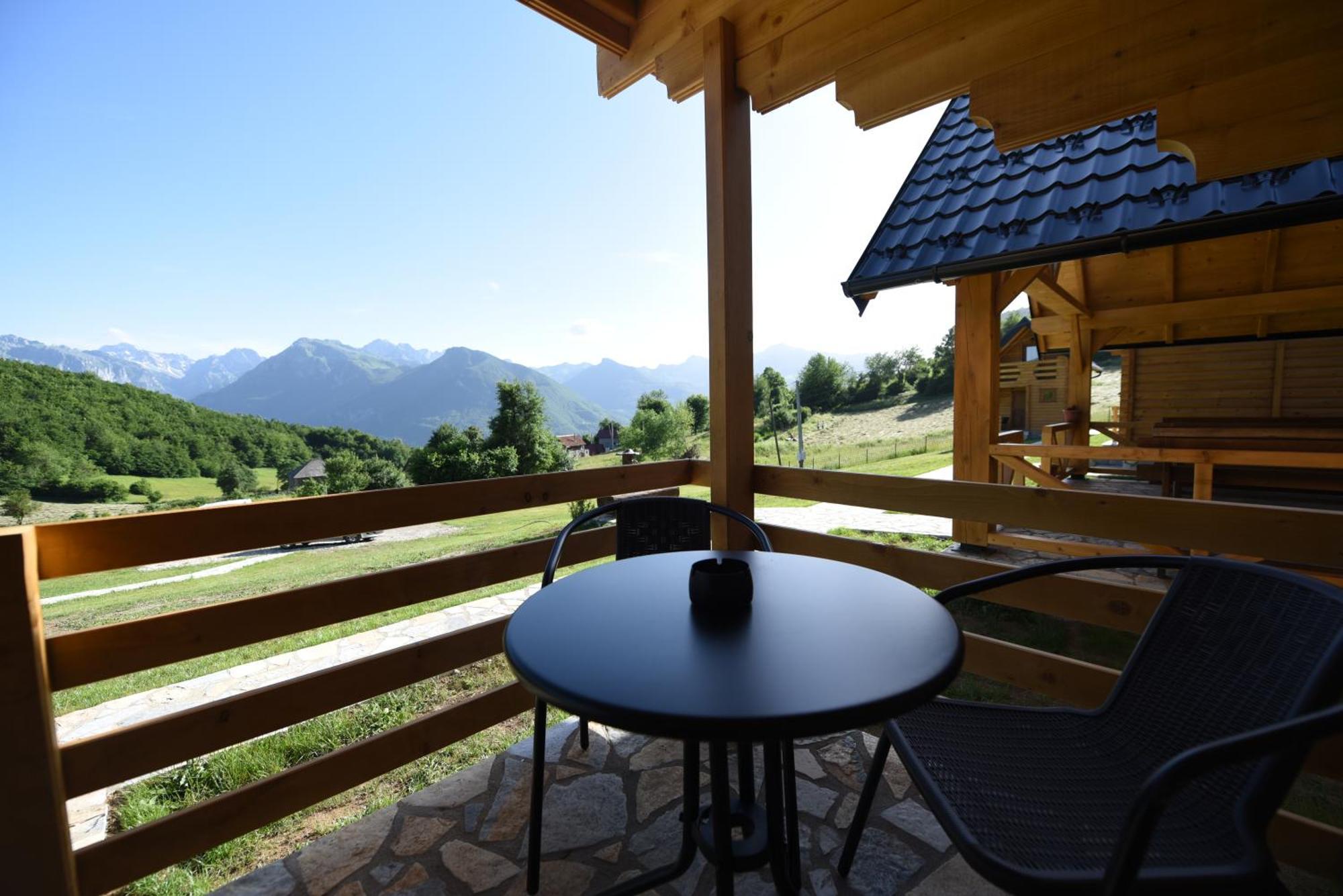 Soulrest Ekoresort - Mehov Konak Gusinje Bagian luar foto