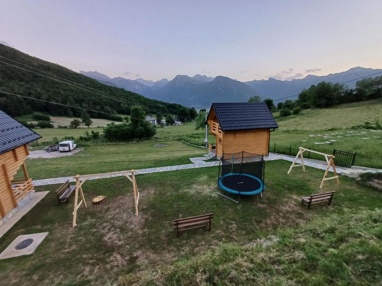 Soulrest Ekoresort - Mehov Konak Gusinje Bagian luar foto