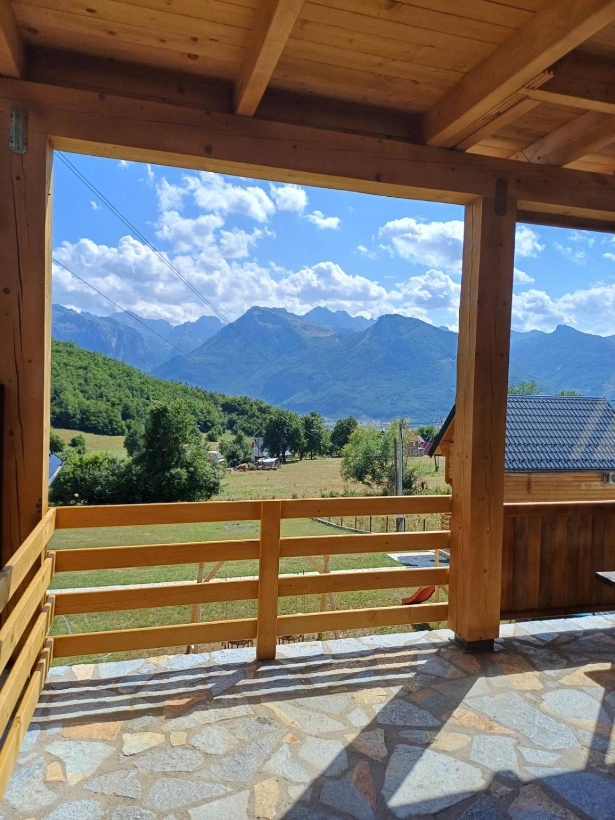 Soulrest Ekoresort - Mehov Konak Gusinje Bagian luar foto