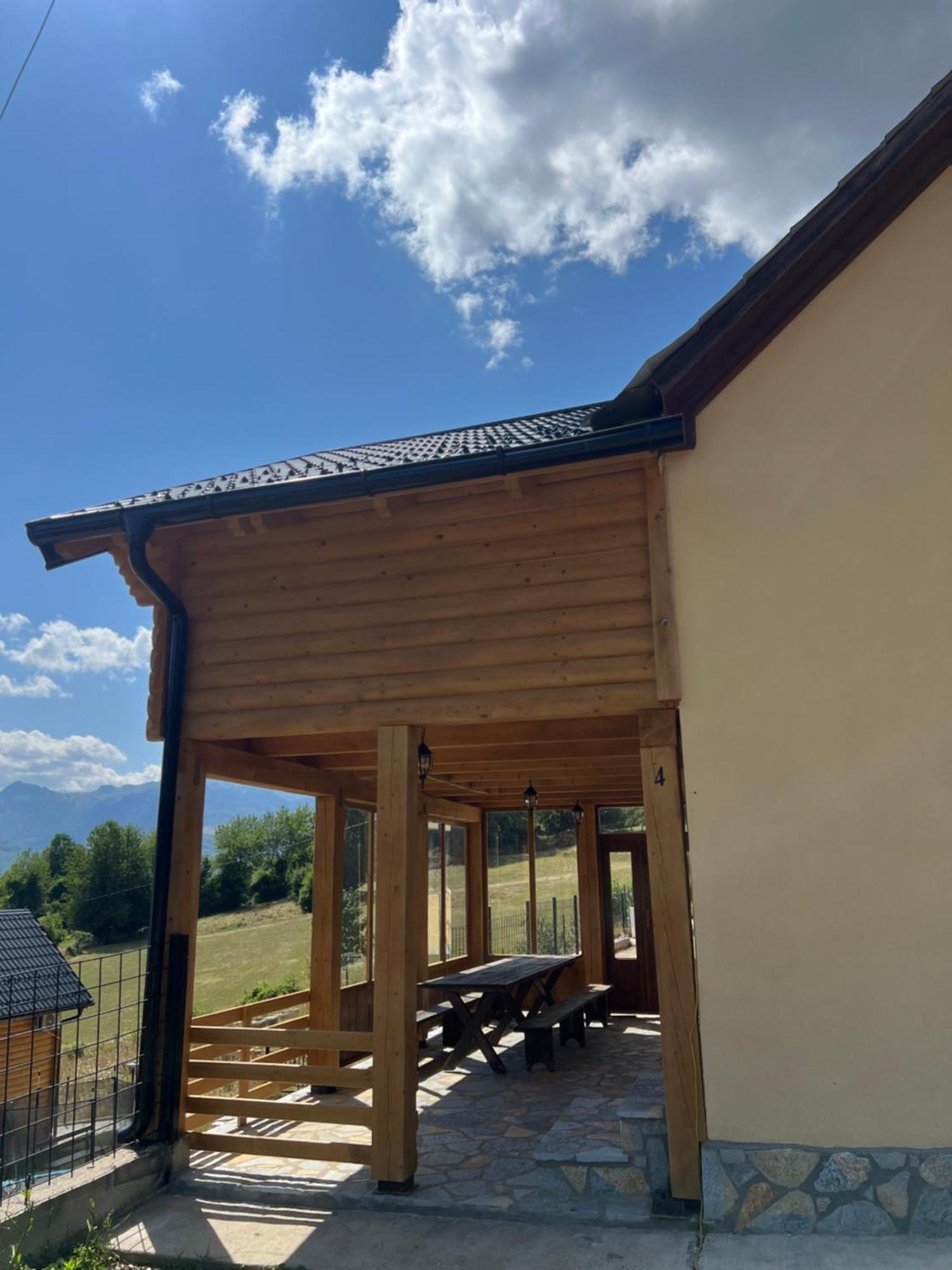 Soulrest Ekoresort - Mehov Konak Gusinje Bagian luar foto